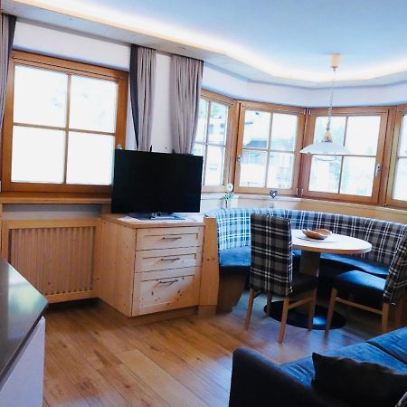 Grohmann Apartments Selva di Val Gardena Bagian luar foto