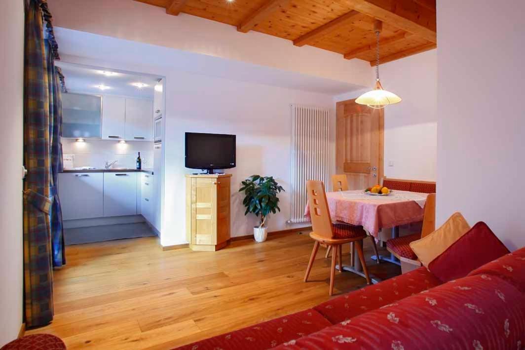 Grohmann Apartments Selva di Val Gardena Bagian luar foto